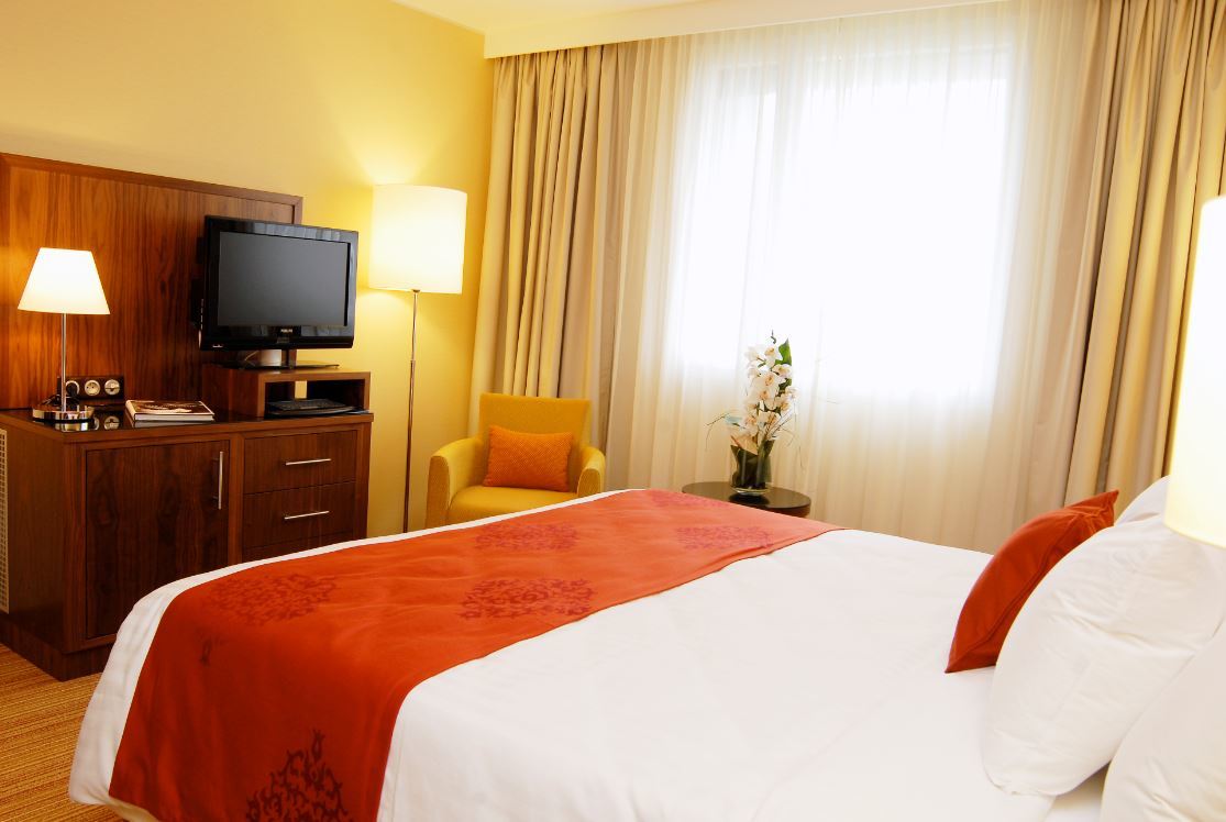 Courtyard By Marriott Toulouse Airport Hotel Camera foto